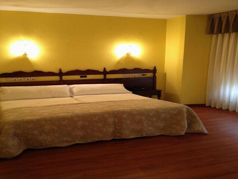 Hotel Alda Centro Gijon Ngoại thất bức ảnh