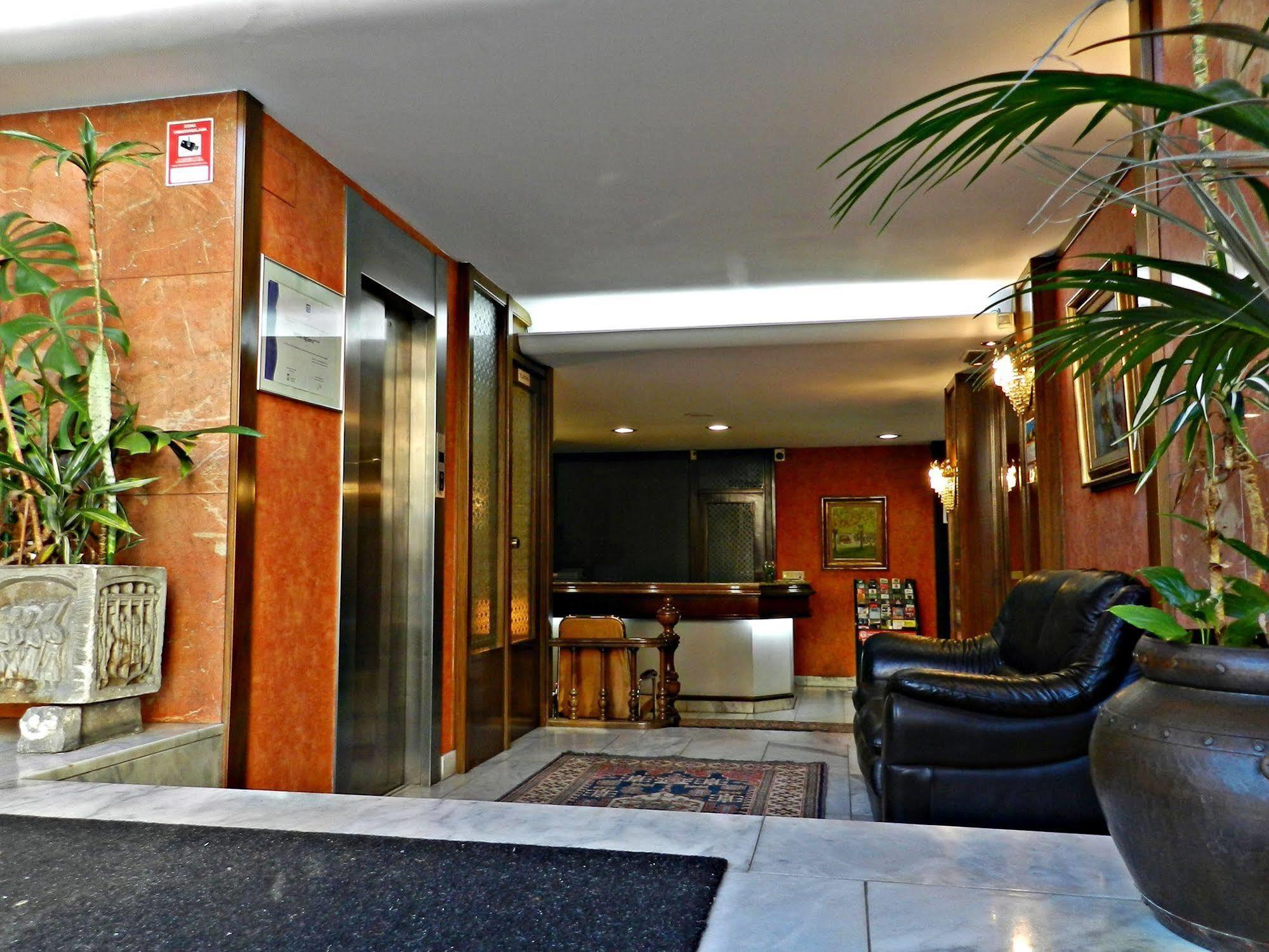 Hotel Alda Centro Gijon Ngoại thất bức ảnh